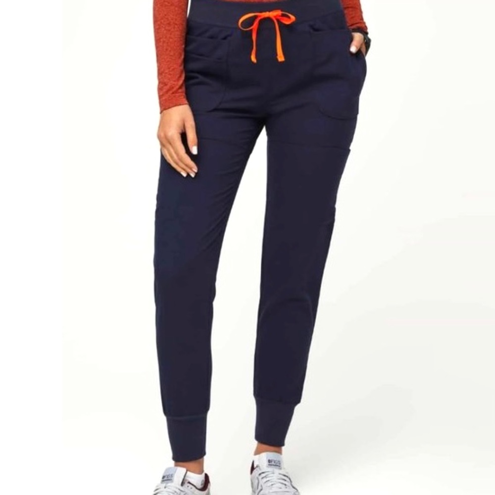 Figs women - Skinny Jogger Scrub Pants - navy XL
LIMITED EDITION STYLE (NEPAL)